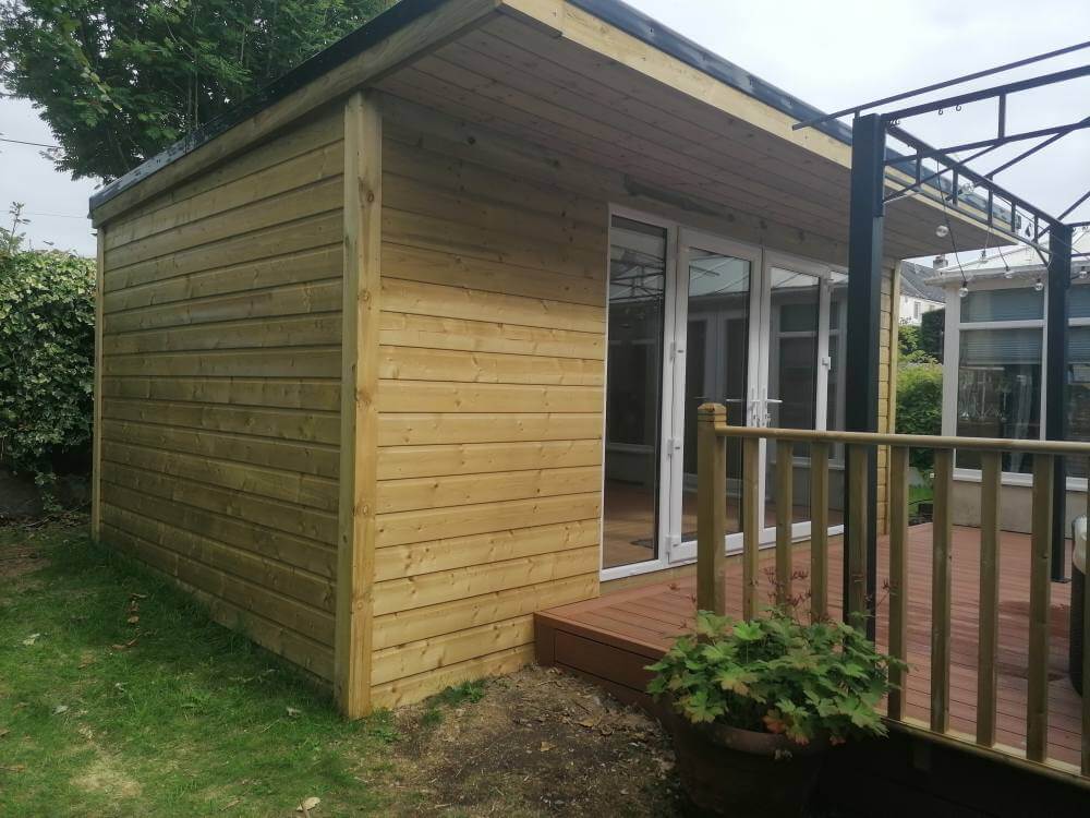 Summerhouse finished - different angle