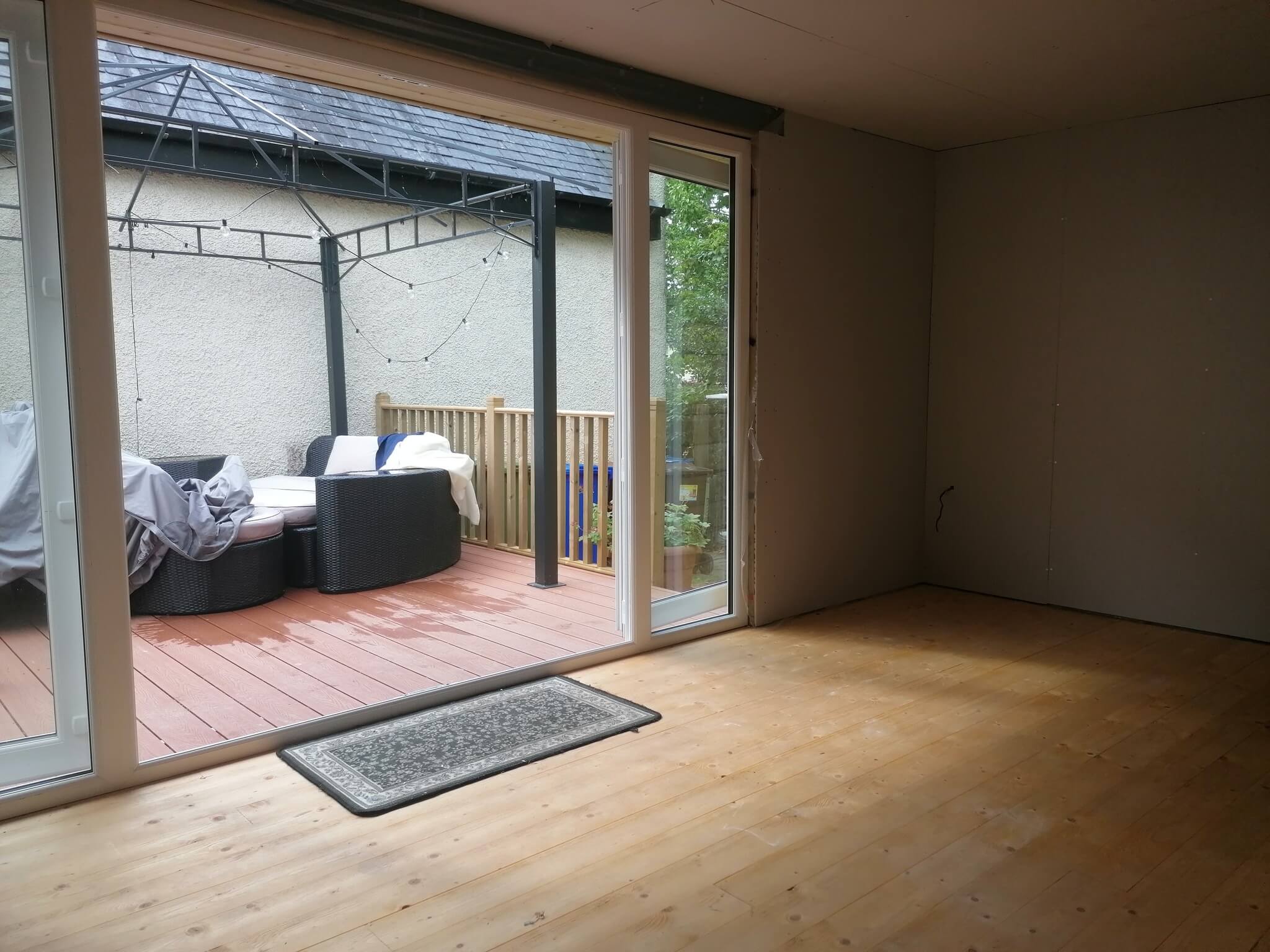 Summerhouse interior - plasterboarded